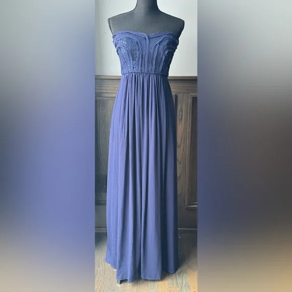 BCBG Paris navy strapless sequin top gown. Size 4 - Picture 3 of 11
